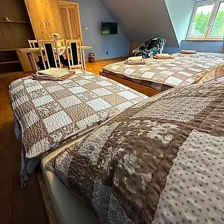 V Soukromi S Bazenem Tri Splavy Hotel *