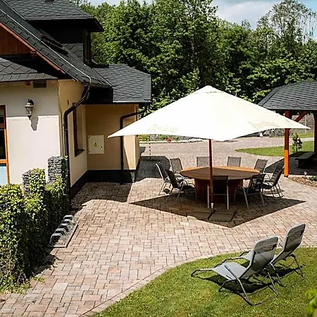 V Soukromi S Bazenem Tri Splavy Hotel *