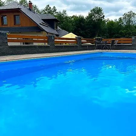 V Soukromi S Bazenem Tri Splavy Ostravice