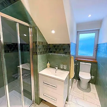 V Soukromi S Bazenem Tri Splavy Hotel *